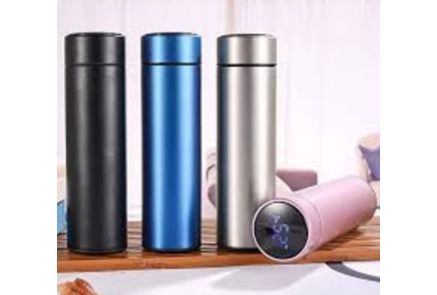 Digital vacuum flask