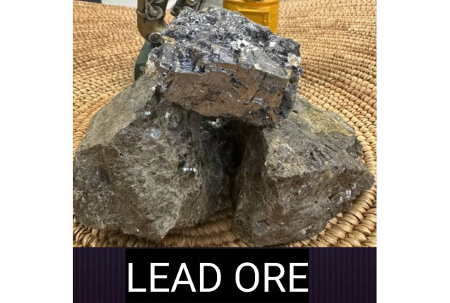 LEAD ORE x  1