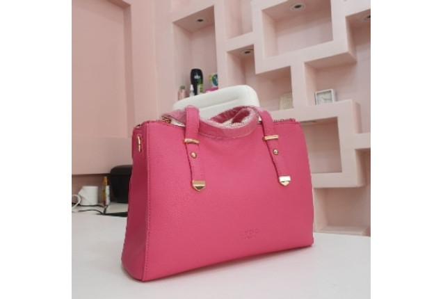 Female Classic Handbags