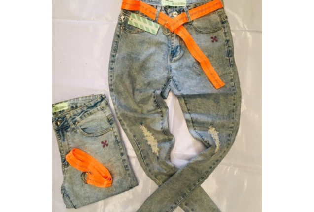 Off White Classic Jean x  1