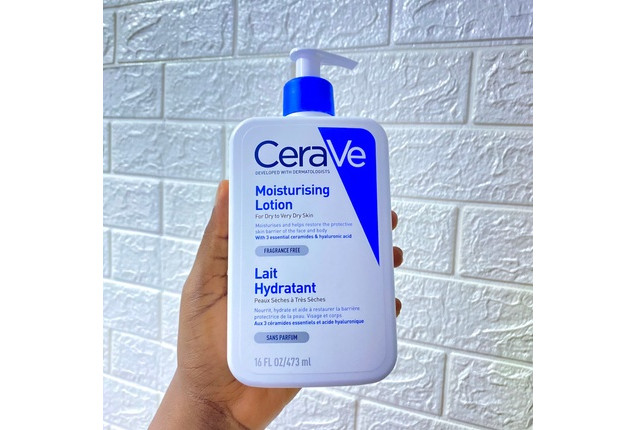 CeraVe Moisturizing Lotion