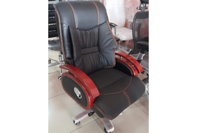 Executive Boss Leather Chair – EQEC501