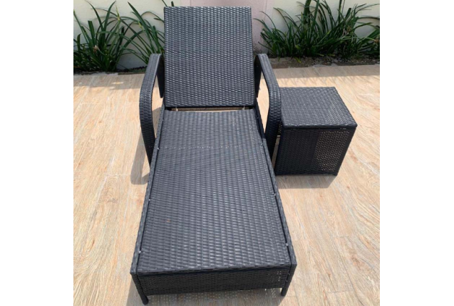 Equinox Jorginho Outdoor Rattan Pool Lounge with Side Stool – EQOD023