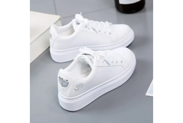 Sneakers - White