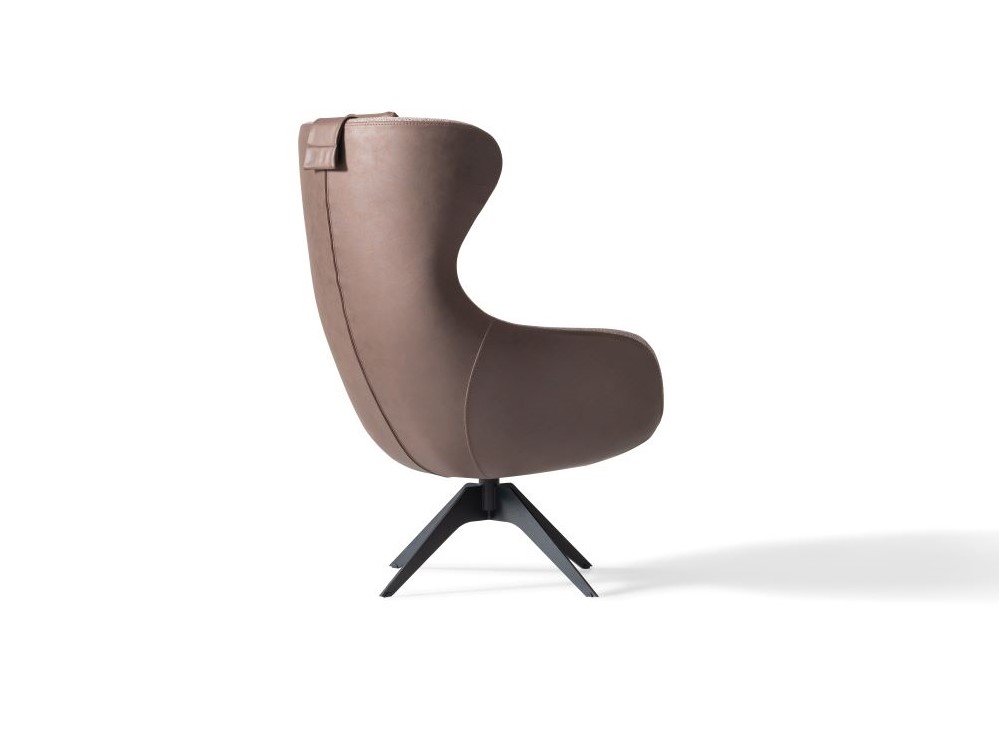 NUNA ARMCHAIR